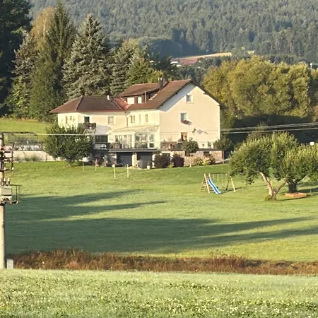 Idyllisch Gelegene Xaver Im Herzen Des Bayerischen Waldes